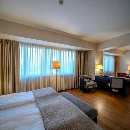 Hotel Rivo Timisoara Bagian luar foto