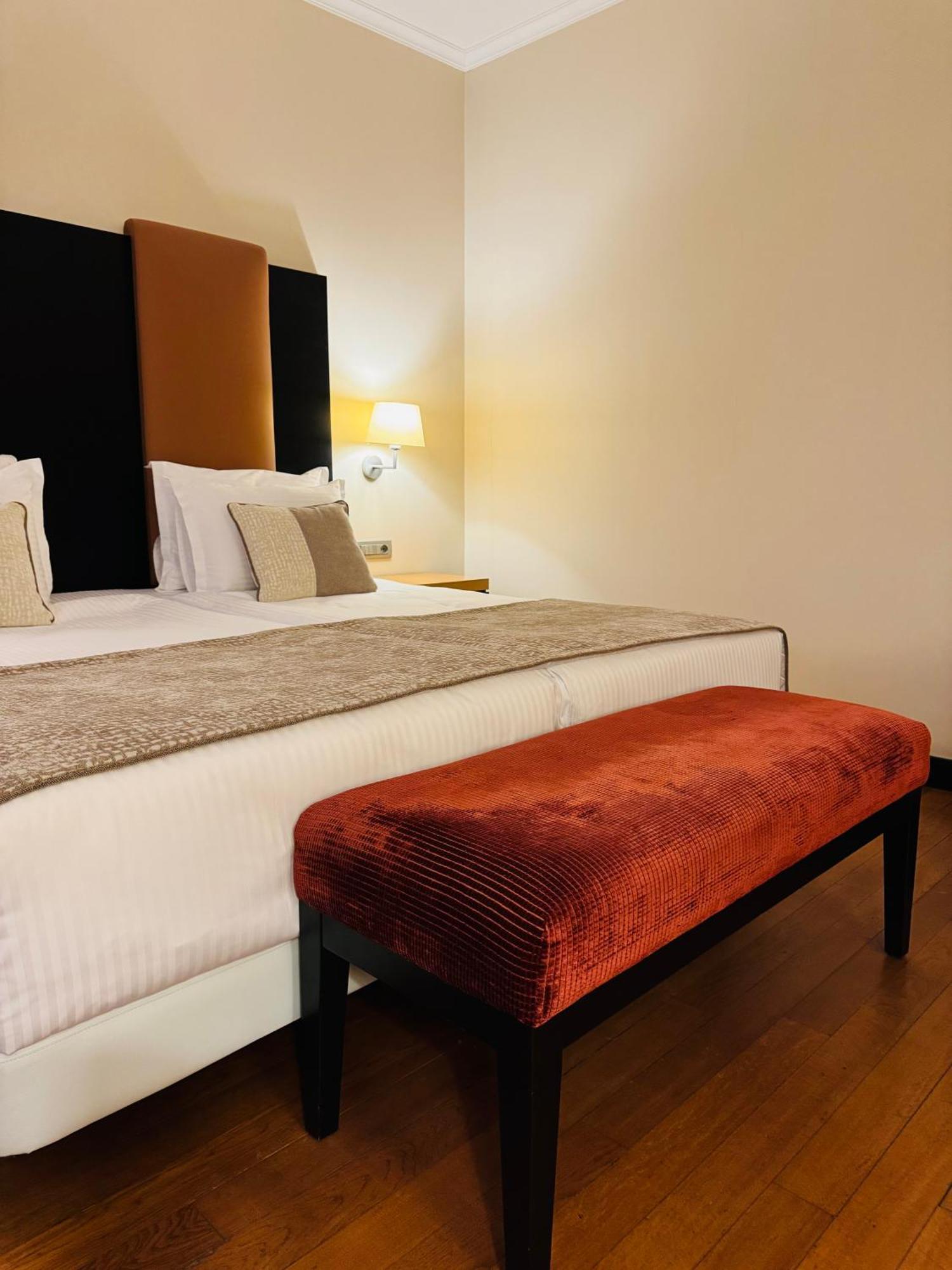 Hotel Rivo Timisoara Bagian luar foto